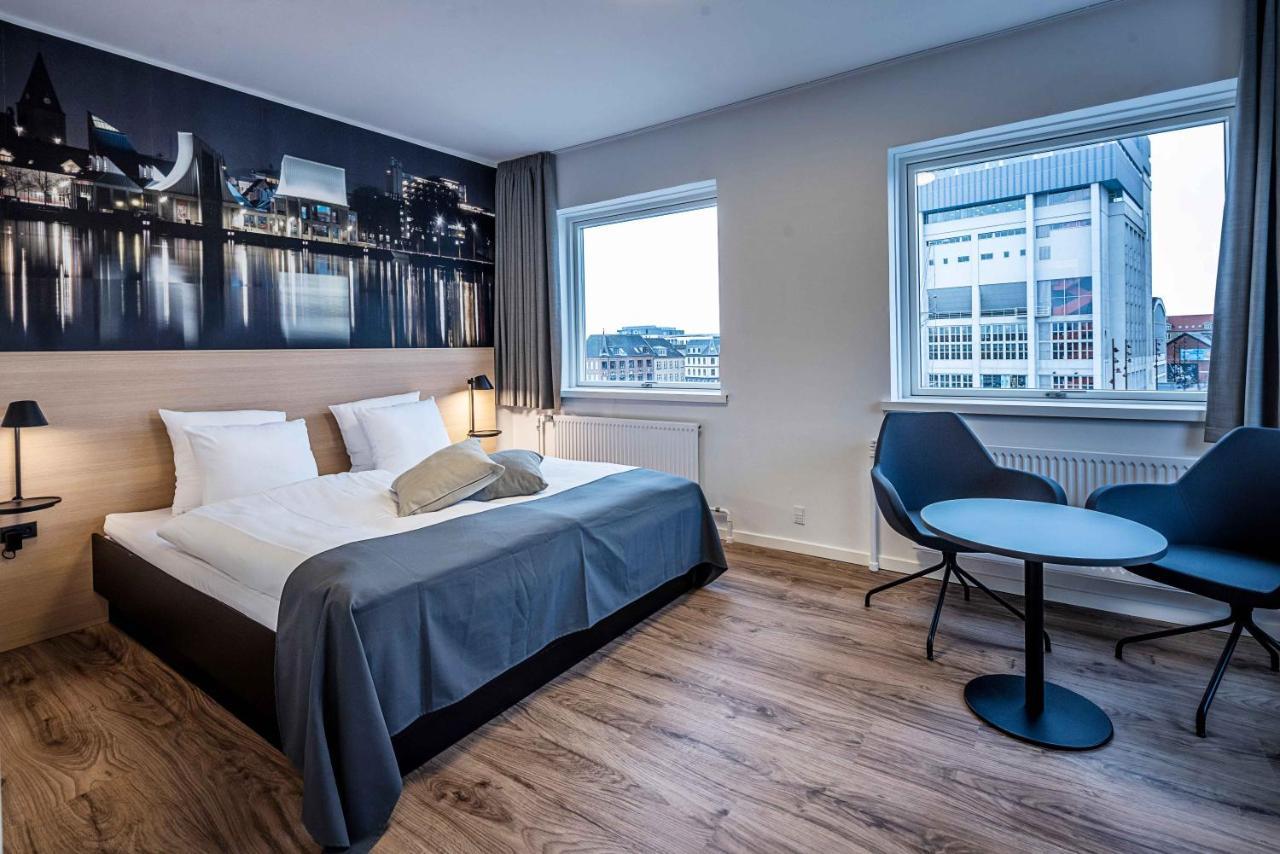Kompas Hotel Άλμποργκ Εξωτερικό φωτογραφία